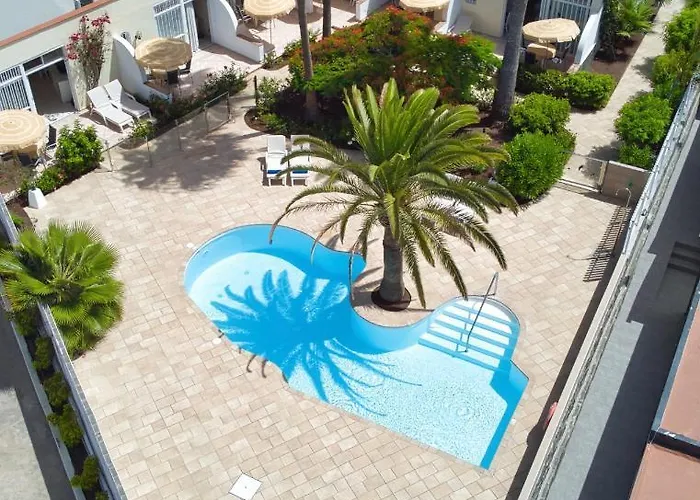 Granada * Playa del Inglés